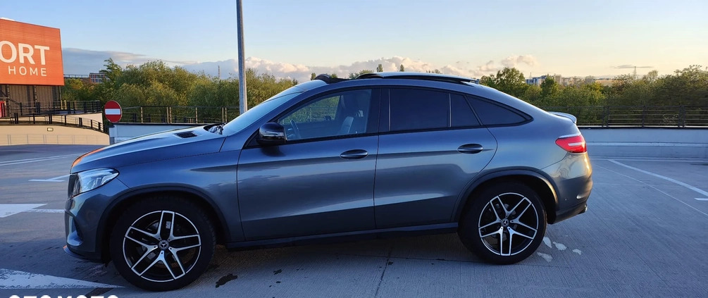 Mercedes-Benz GLE cena 219000 przebieg: 99000, rok produkcji 2017 z Wrocław małe 211